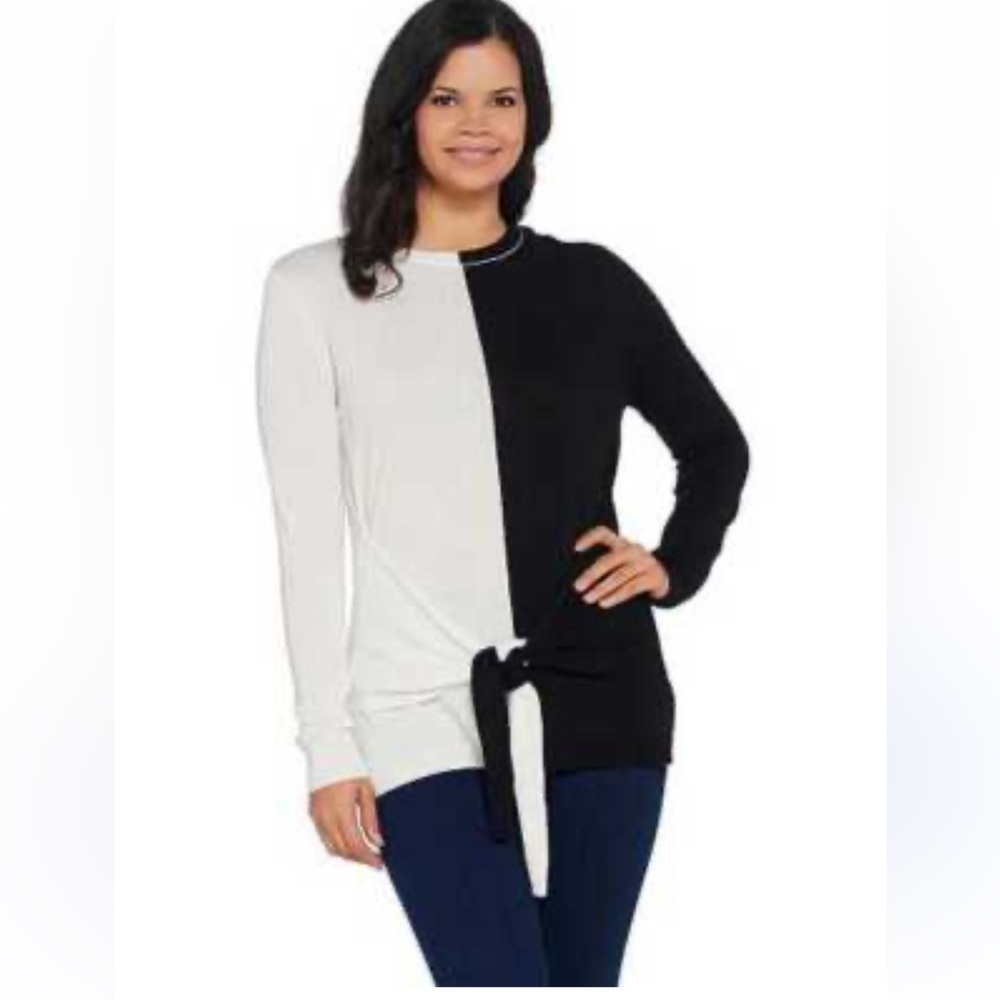 Vince Camuto Two-Tone Black and White Crew Neck Sweater